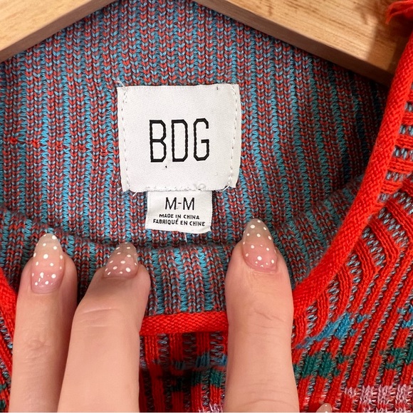 BDG Urban Putfitters Red Graphic Women's Turtleneck Sweater Sky High Shauna sz M - Picture 2 of 8